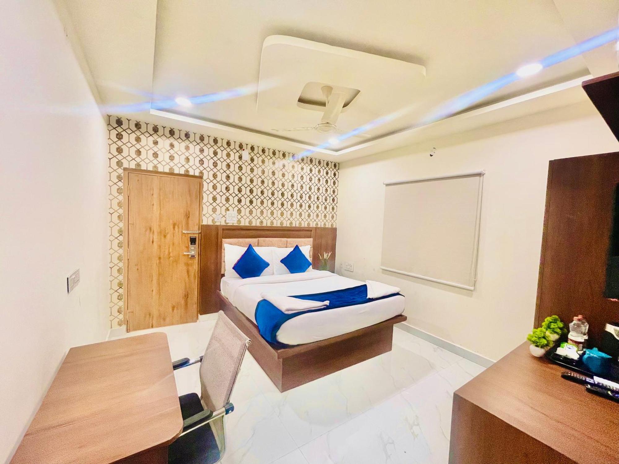 Hotel Eagle Grand Hyderabad Airport Zone Shamshabad Bagian luar foto