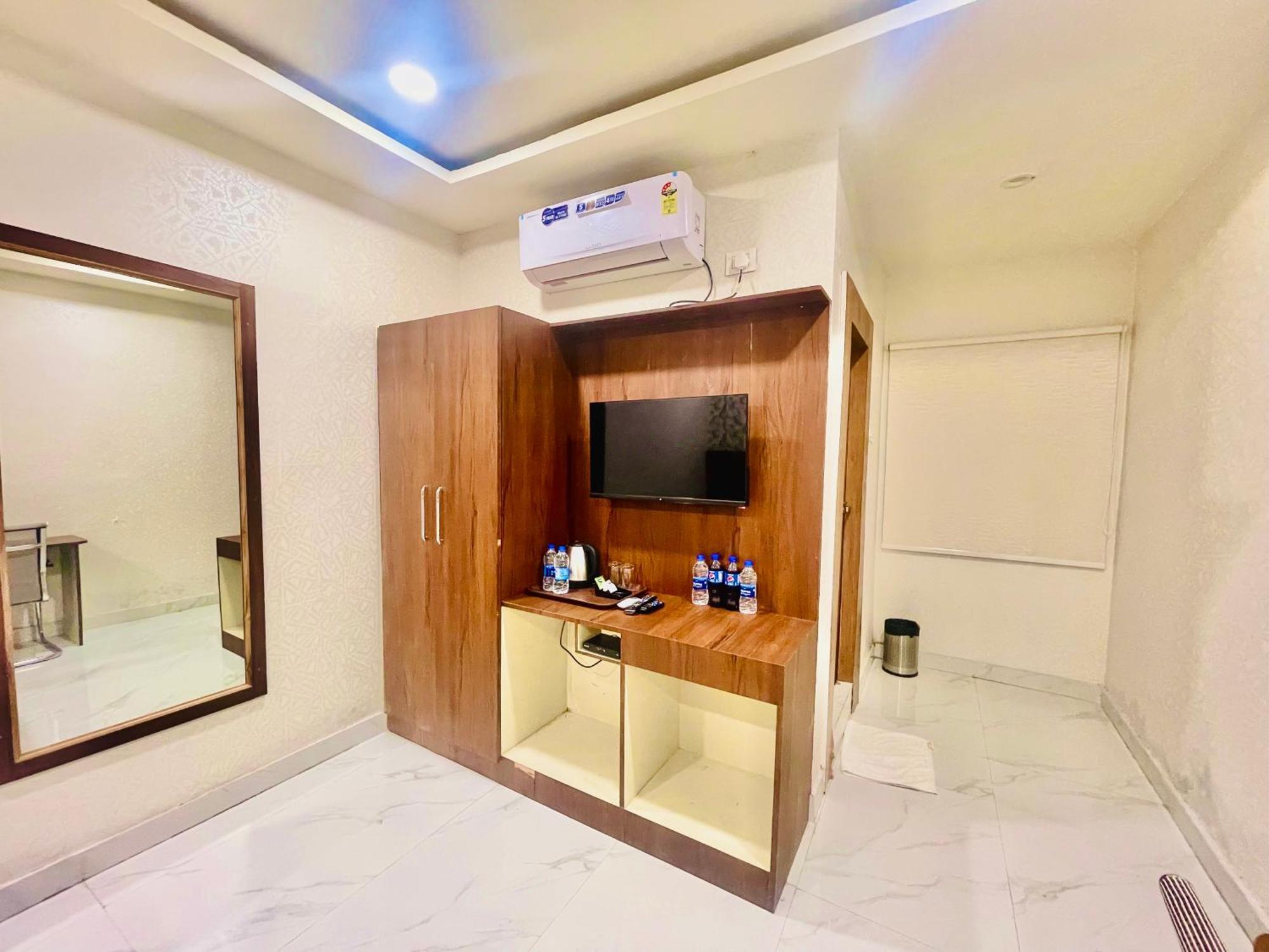 Hotel Eagle Grand Hyderabad Airport Zone Shamshabad Bagian luar foto