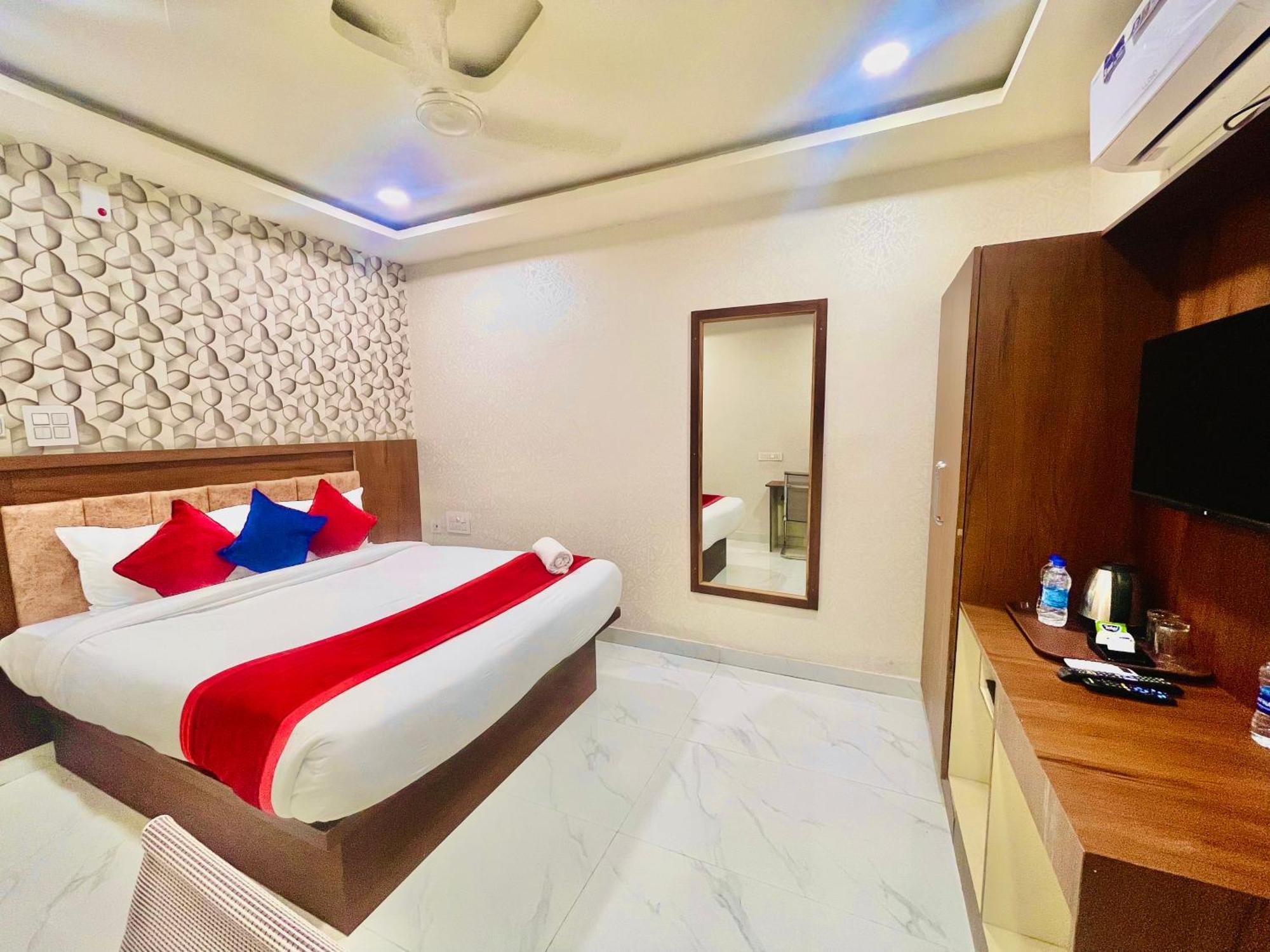 Hotel Eagle Grand Hyderabad Airport Zone Shamshabad Bagian luar foto