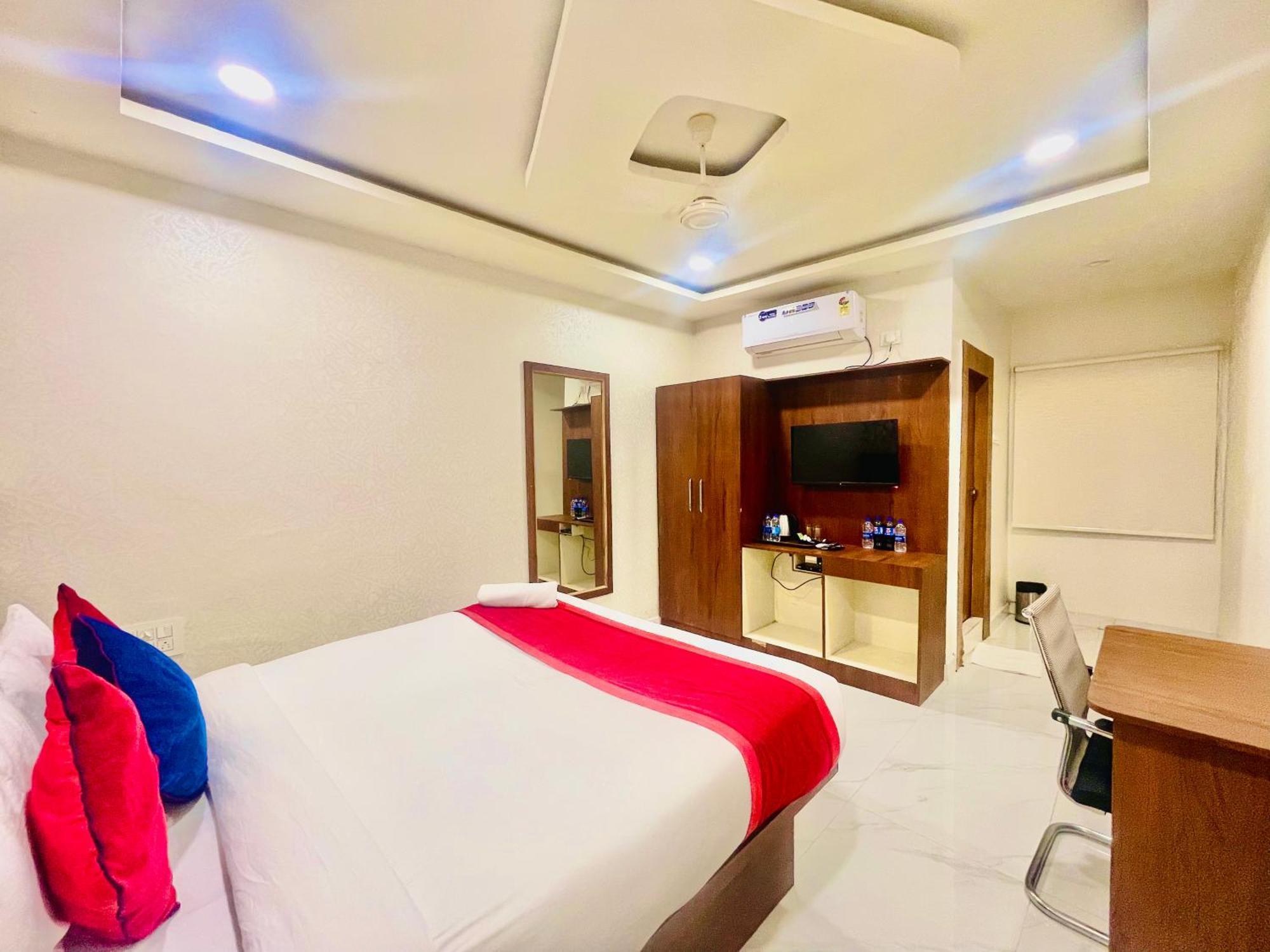 Hotel Eagle Grand Hyderabad Airport Zone Shamshabad Bagian luar foto