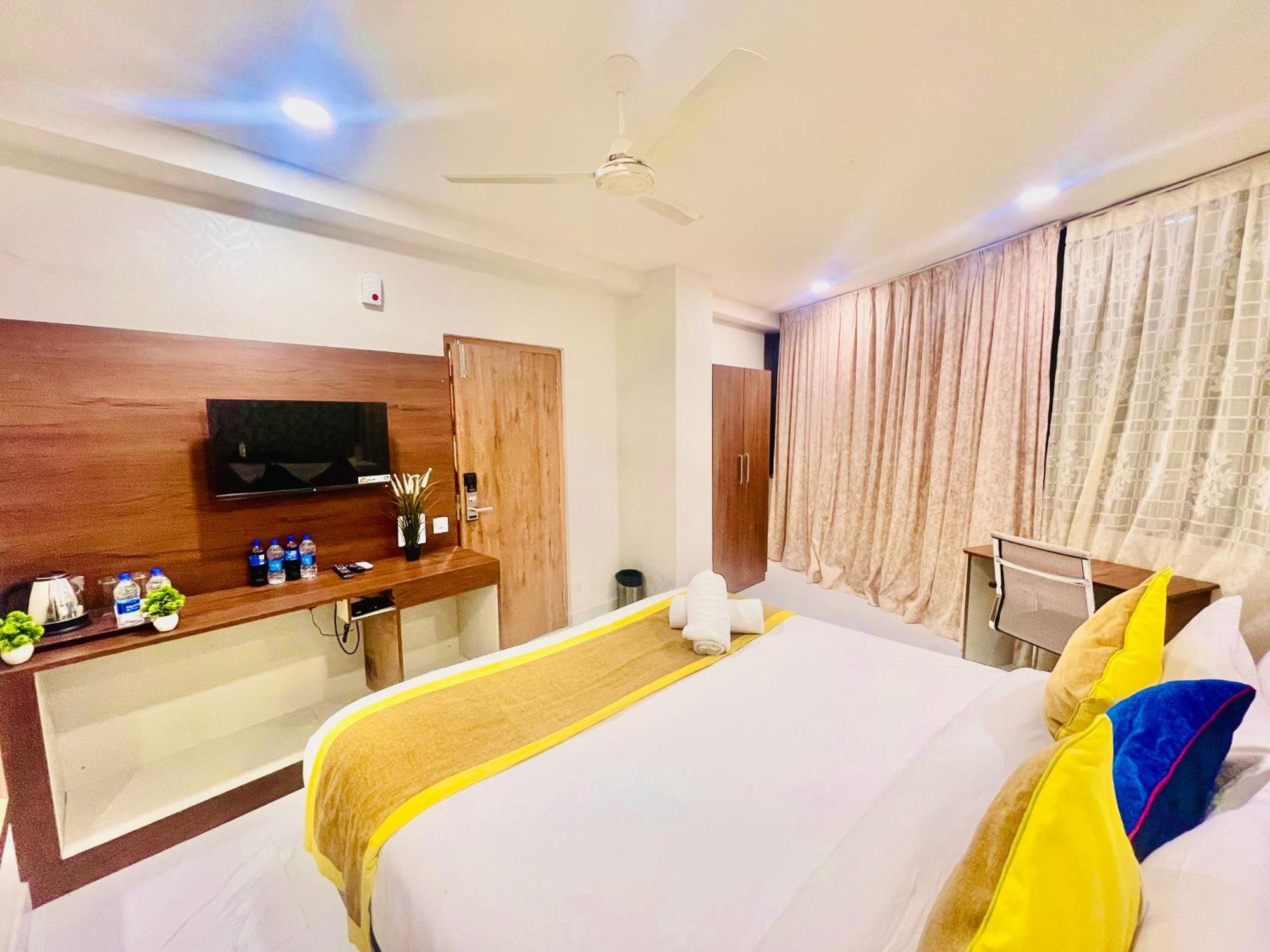 Hotel Eagle Grand Hyderabad Airport Zone Shamshabad Bagian luar foto