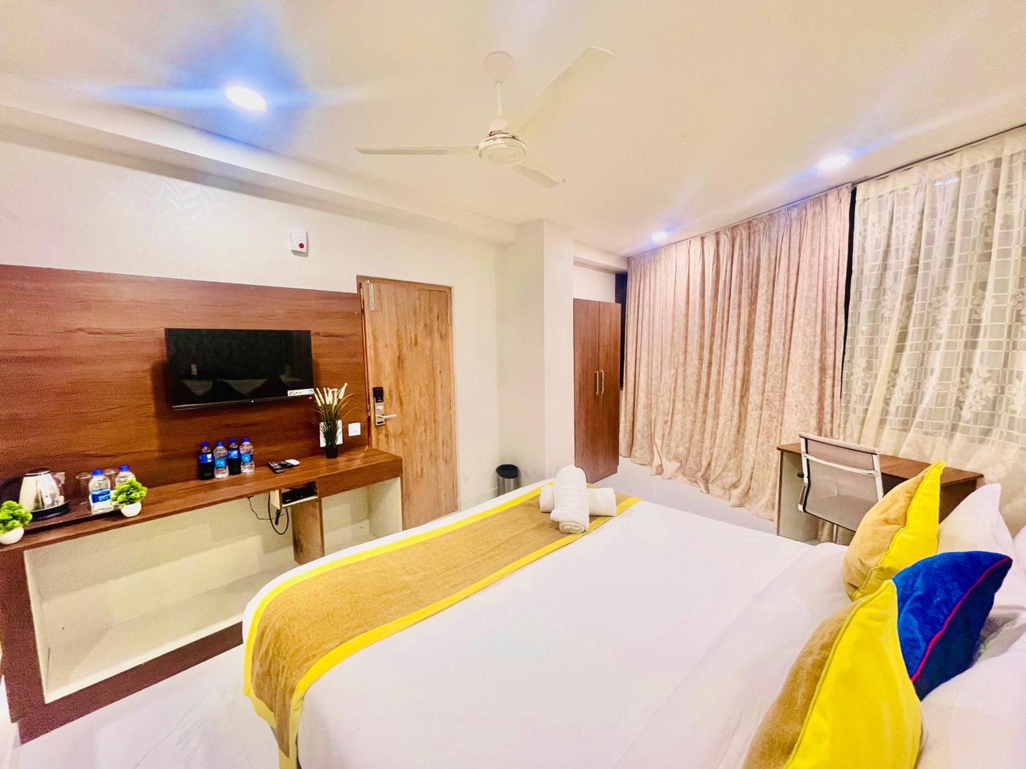 Hotel Eagle Grand Hyderabad Airport Zone Shamshabad Bagian luar foto