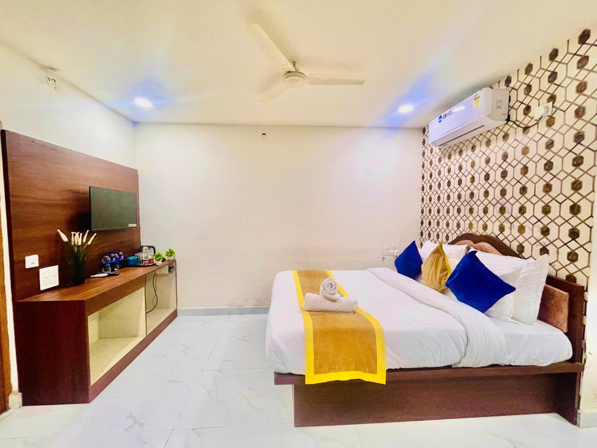 Hotel Eagle Grand Hyderabad Airport Zone Shamshabad Bagian luar foto